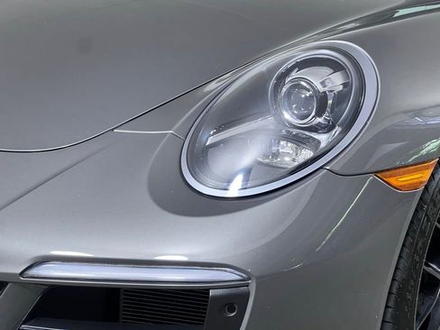 Certified 2019 Porsche 911 Targa 4 GTS AWD/4WD image 15