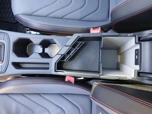 Used 2025 Volkswagen Jetta GLI Autobahn image 39