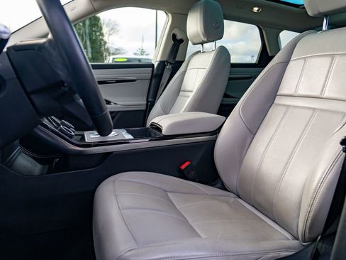 Used 2021 Land Rover Range Rover Evoque S image 14