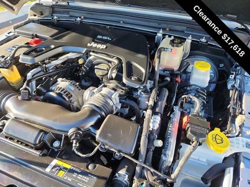 Used 2018 Jeep Wrangler Unlimited Sport S image 14