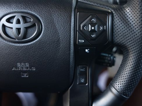 Used 2021 Toyota Tacoma SR w/ SR Convenience Package RWD image 30