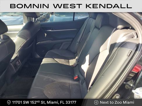 Used 2022 Toyota Camry XSE image 15