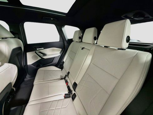 New 2027 BMW X1 xDrive28i AWD/4WD image 24