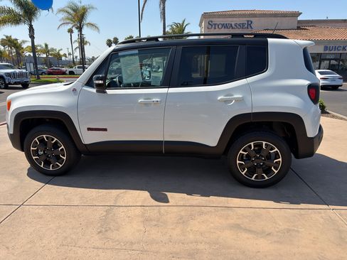 Used 2023 Jeep Renegade Trailhawk AWD/4WD image 7