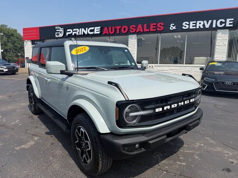 Used 2022 Ford Bronco Outer Banks AWD/4WD image 1
