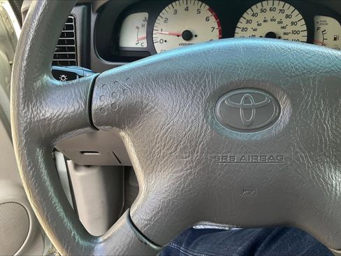 Used 2003 Toyota Tacoma PreRunner image 12