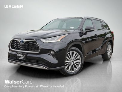 Used 2023 Toyota Highlander Platinum