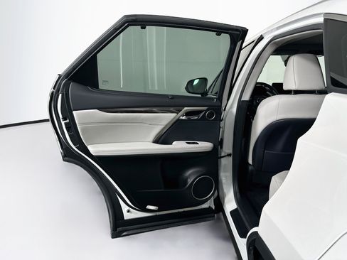 Used 2022 Lexus RX 450h AWD w/ Luxury Package image 27