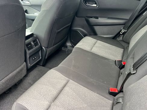 Certified 2025 Nissan Rogue SV image 5