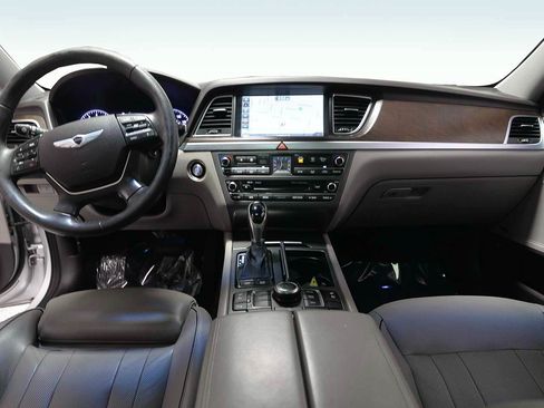 Used 2015 Hyundai Genesis 3.8 w/ Option Group 04 RWD image 13
