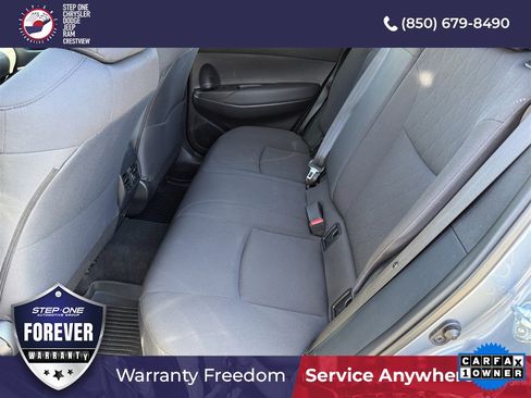 Used 2023 Toyota Corolla Cross LE image 33