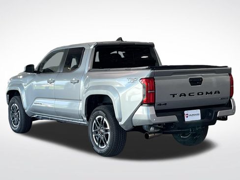 Used 2025 Toyota Tacoma TRD Sport AWD/4WD image 8