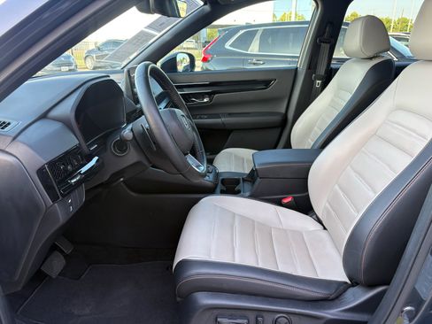 Certified 2025 Honda CR-V Sport Touring image 10