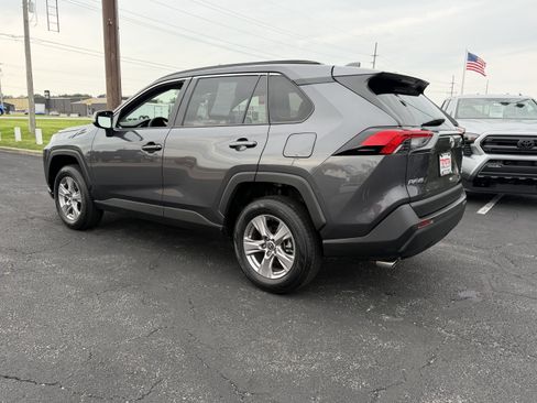 Used 2025 Toyota RAV4 XLE w/ Convenience Package AWD/4WD image 7