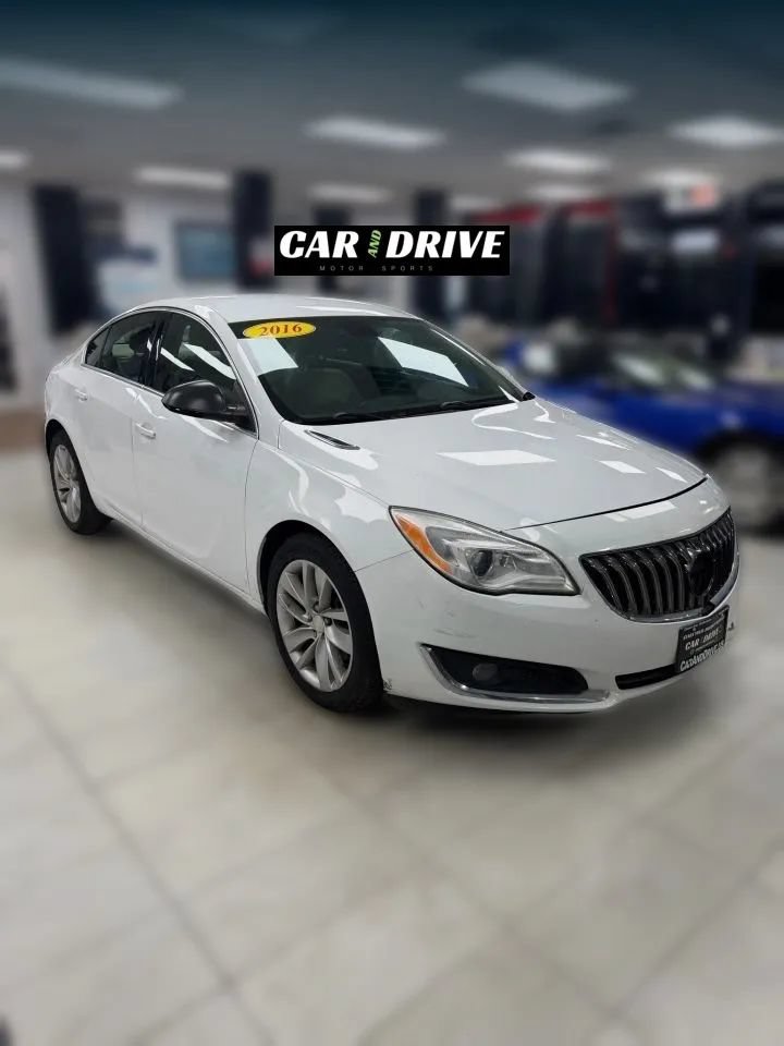 Used 2016 Buick Regal FWD image 3
