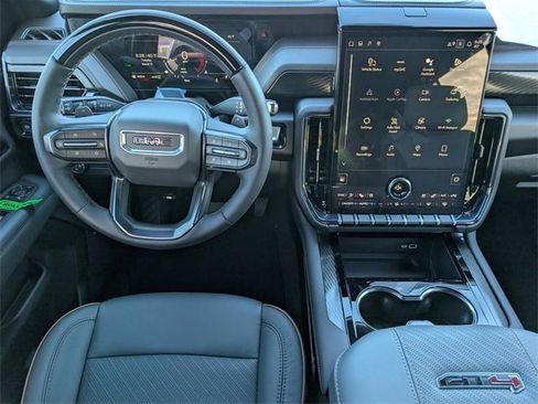 New 2026 GMC Yukon AT4 w/ Premium Trailering Package image 9