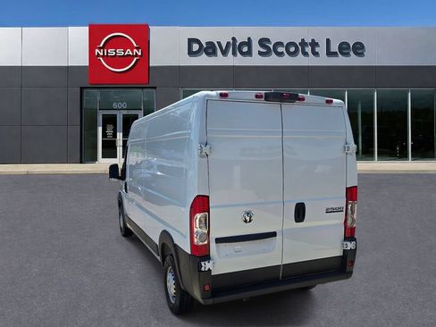 Used 2026 RAM ProMaster 2500 w/ Convenience Group FWD image 7