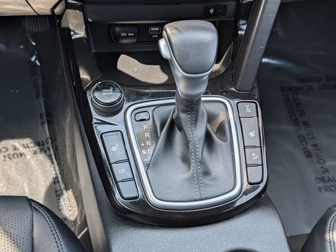 Used 2024 Kia Seltos SX AWD/4WD image 19