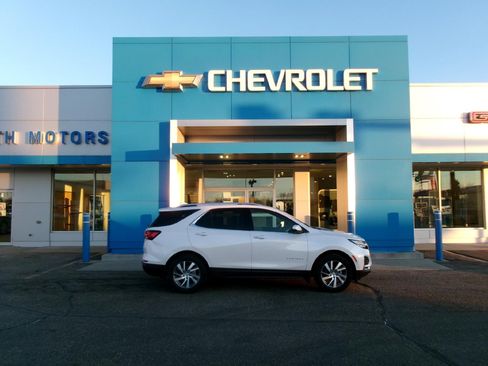 Certified 2023 Chevrolet Equinox Premier image 1