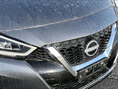Used 2023 Nissan Maxima SV w/ Floor Mat Group FWD image 31