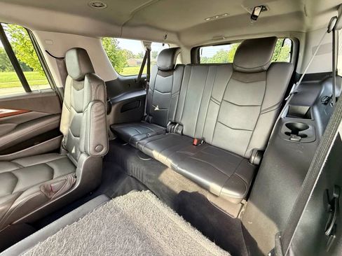 Used 2015 Cadillac Escalade ESV Premium AWD/4WD image 15