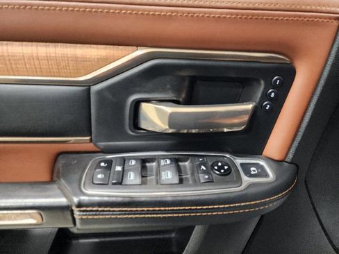 Used 2021 RAM 3500 Limited image 14