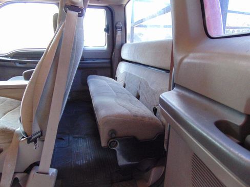 Used 1999 Ford F250 2WD SuperCab Super Duty image 18