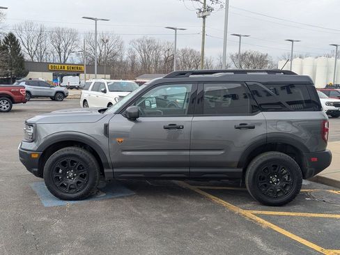 Used 2025 Ford Bronco Sport Badlands image 6