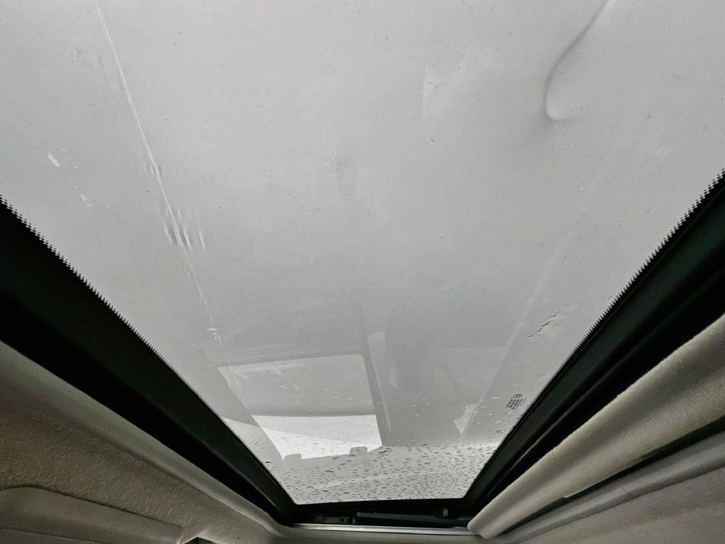 Used 2013 Nissan Frontier SL w/ Moonroof Pkg RWD image 21