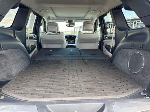 Used 2019 Jeep Grand Cherokee Summit AWD/4WD image 14
