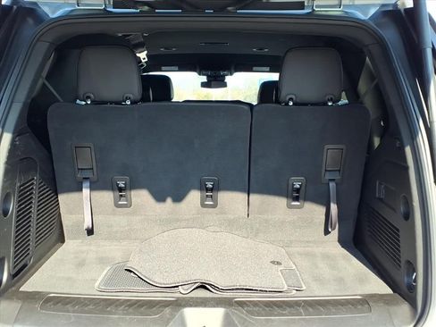 Certified 2025 Chevrolet Tahoe LT image 12