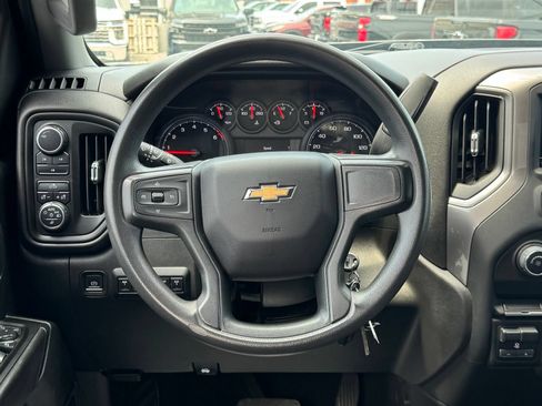 Used 2022 Chevrolet Silverado 2500 Custom w/ Custom Value Package AWD/4WD image 25