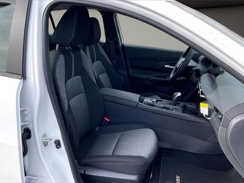 New 2026 Nissan Sentra SV w/ SV Convenience Package image 11