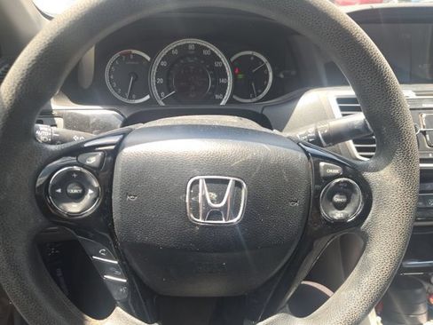 Used 2016 Honda Accord LX image 9