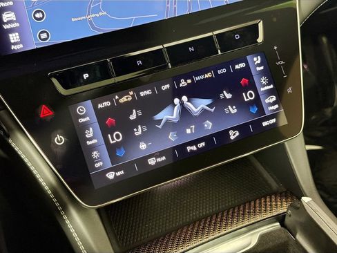 Used 2025 Maserati Grecale Folgore AWD/4WD image 16