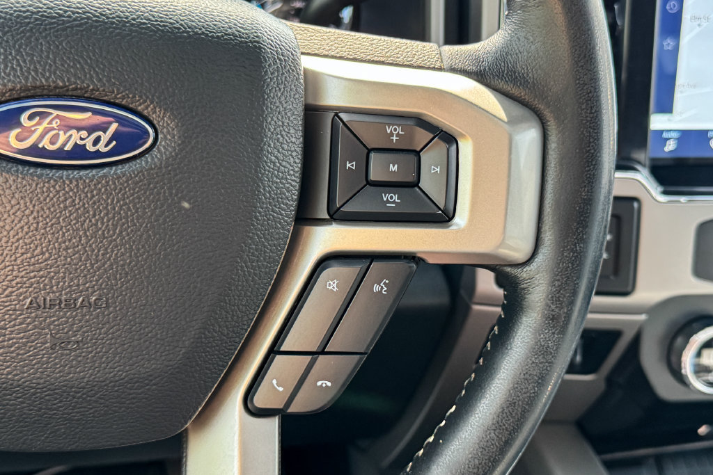 Certified 2022 Ford F350 Lariat w/ Black Appearance Package AWD/4WD image 33