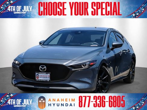Used 2022 MAZDA MAZDA3 s FWD image 1