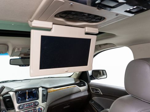 Used 2016 GMC Yukon Denali w/ Open Road Package image 37