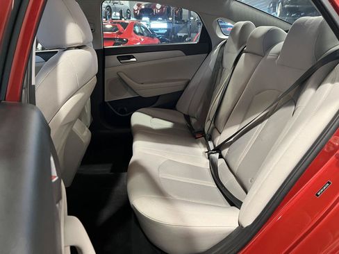 Used 2018 Hyundai Sonata SE FWD image 29