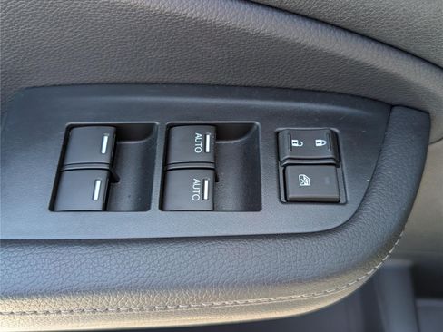 Used 2023 Honda Passport EX-L image 19