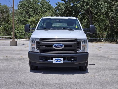 Used 2019 Ford F250 XL RWD image 2