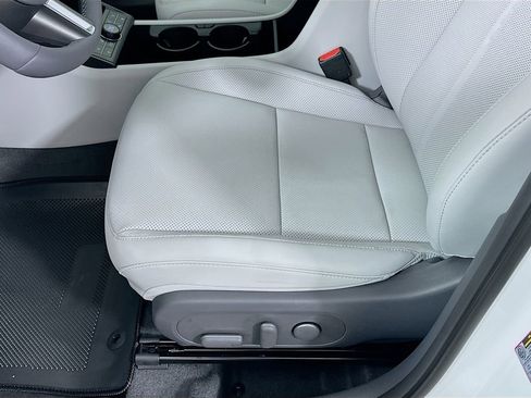 New 2026 Hyundai Kona Limited image 21