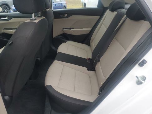 Used 2022 Hyundai Accent SE image 24