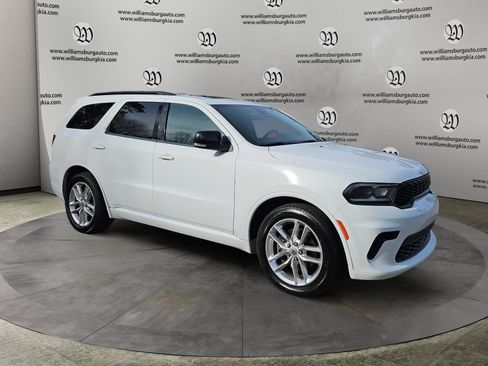 Used 2024 Dodge Durango GT image 7