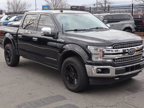 Used 2018 Ford F150 Lariat w/ Equipment Group 502A Luxury image 2