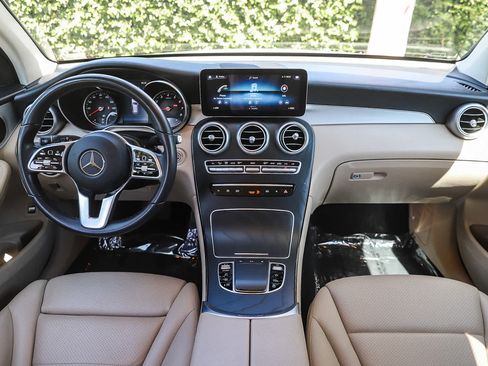 Used 2021 Mercedes-Benz GLC 300 image 13