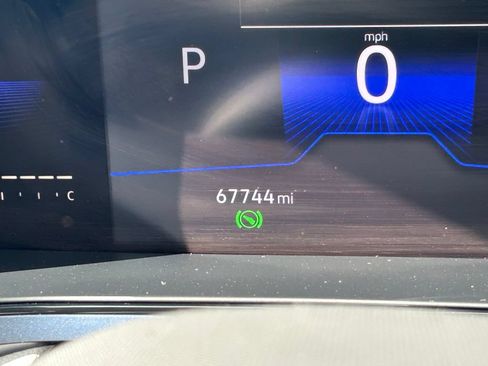 Certified 2022 Volkswagen Taos SE AWD/4WD image 28