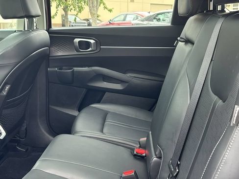 Used 2024 Kia Sorento S w/ Panoramic Sunroof Package AWD/4WD image 29