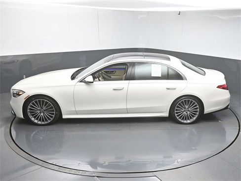 Used 2021 Mercedes-Benz S 580 4MATIC Sedan image 43