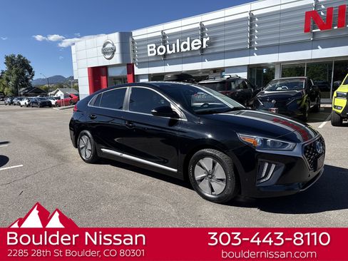Used 2022 Hyundai Ioniq SE FWD image 1